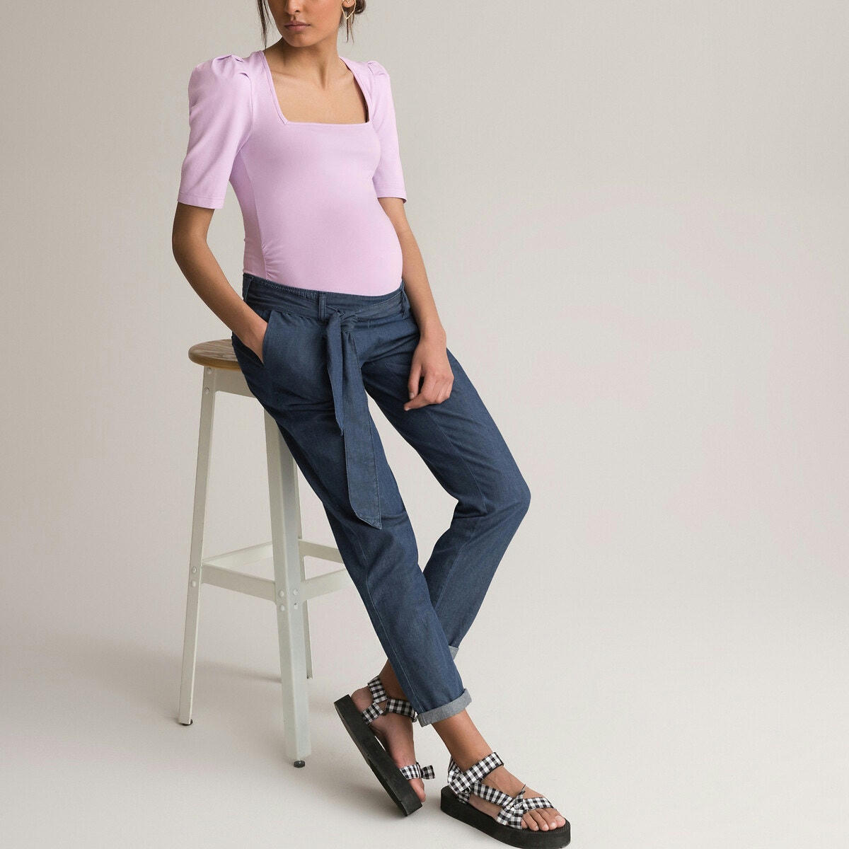 T-shirt de grossesse col carré manches courtes
