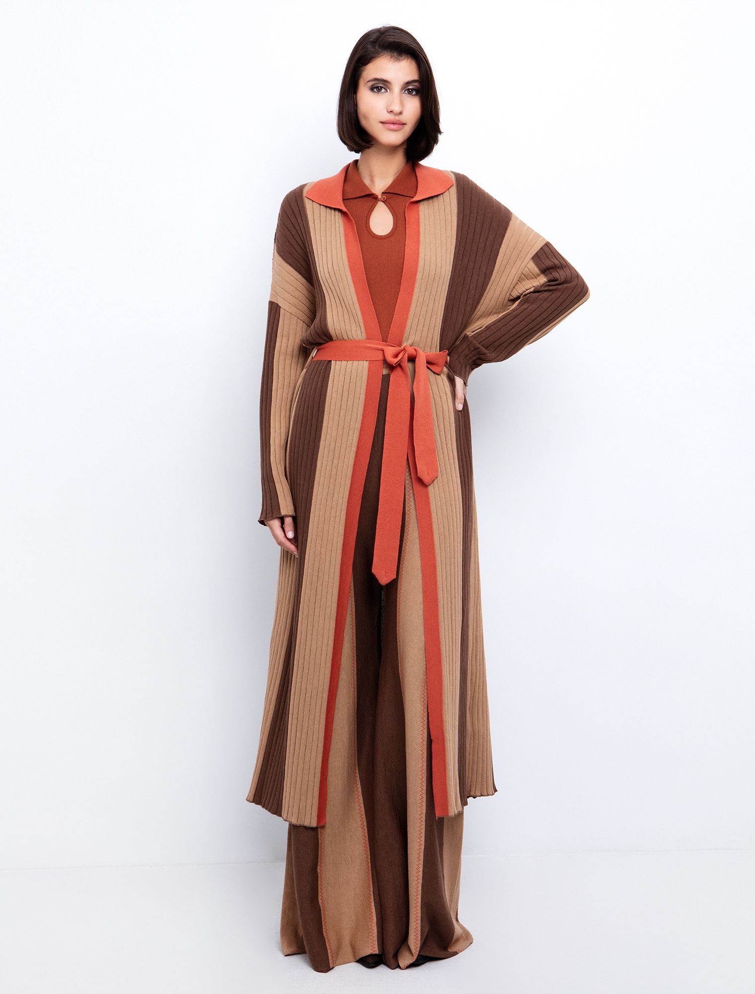 Ριγέ μακριά ζακέτα με ζώνη