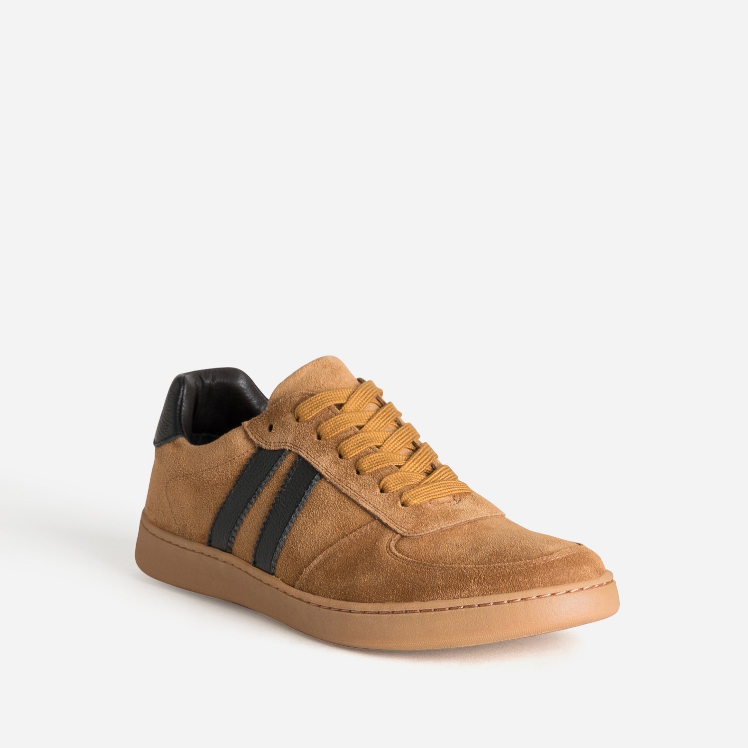 Tennis camel cuir velours détails noirs