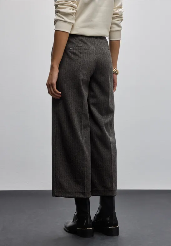 Culotte mit Fishbone Muster
