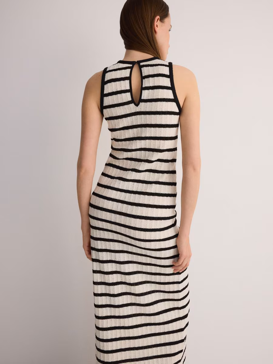 Ladies' Dress