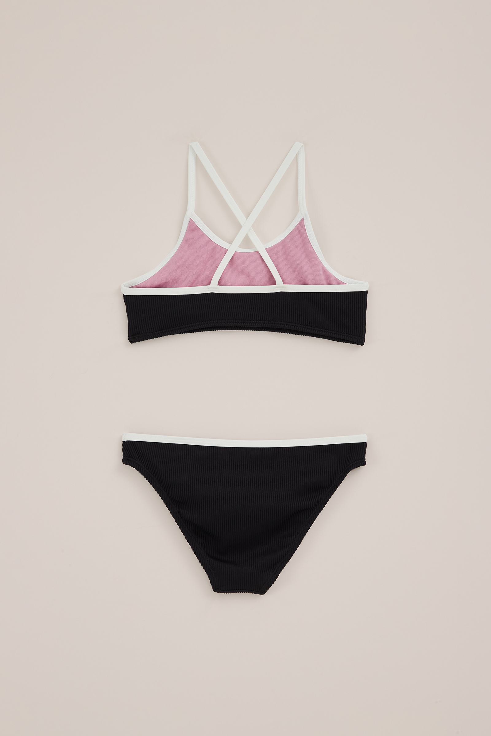 Meisjes bikini met structuur en contrast