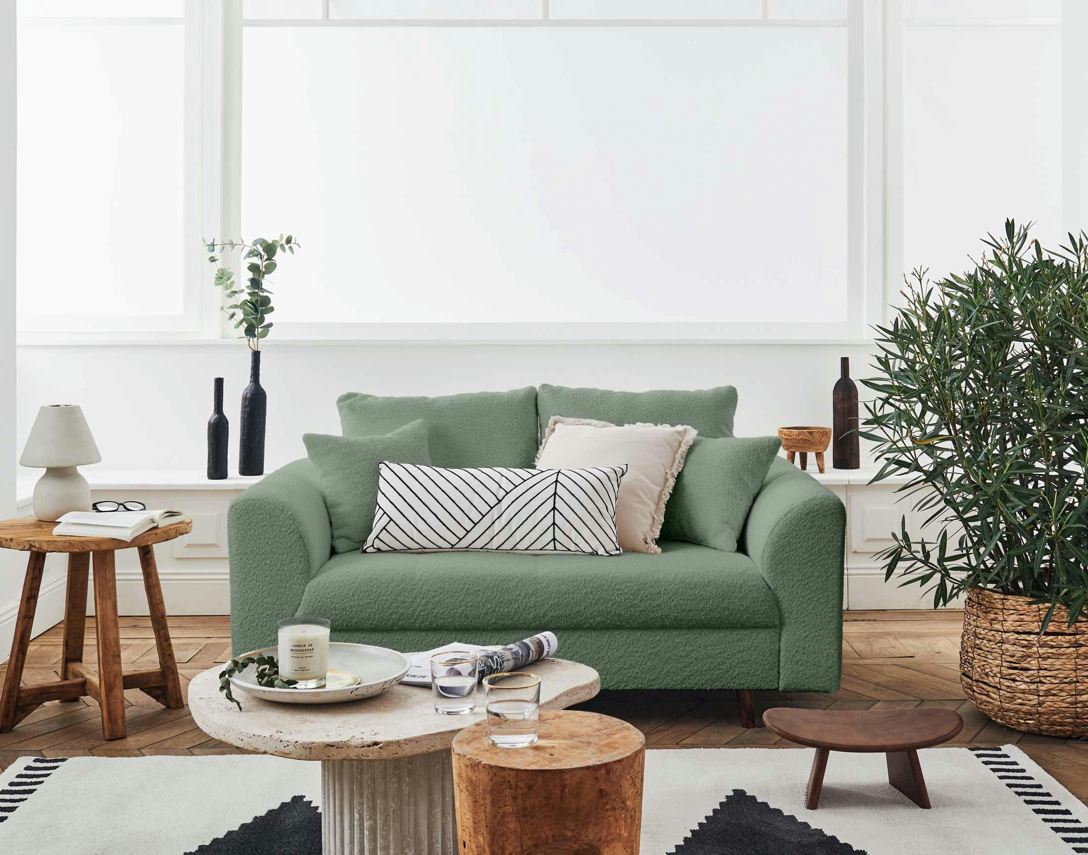 RUNE - Canapé droit 2 places en tissu bouclette vert sauge