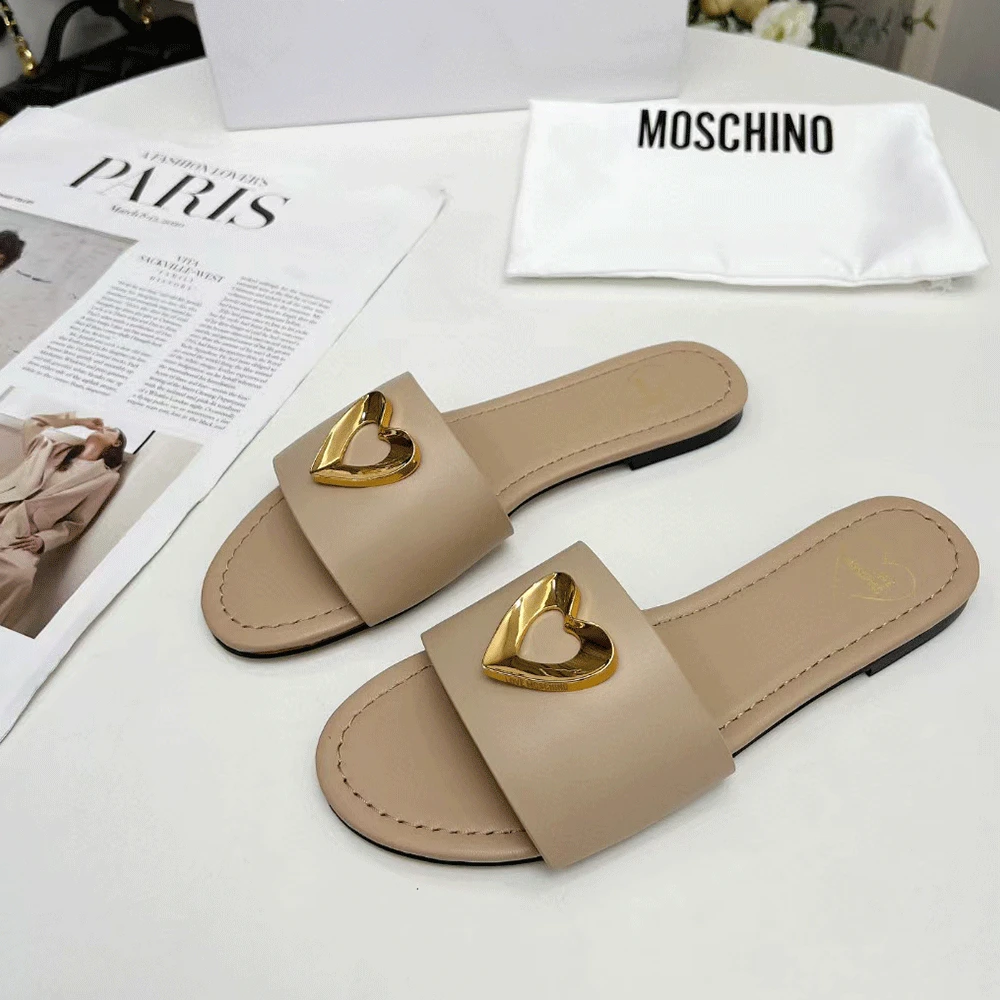 Moschino Love slippers