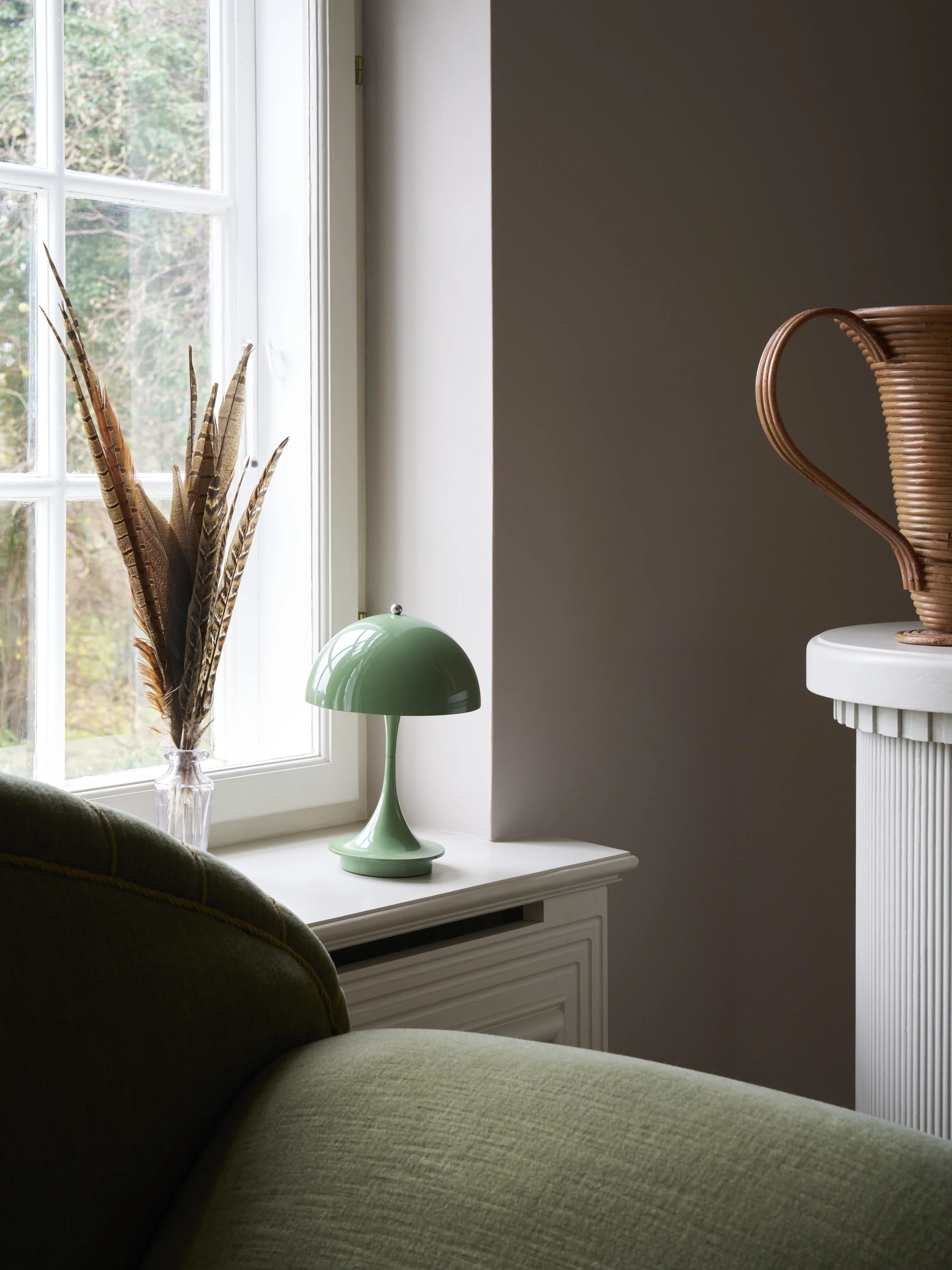 Mobile dimmbare LED-Tischlampe Panthella 160, Design Verner Panton