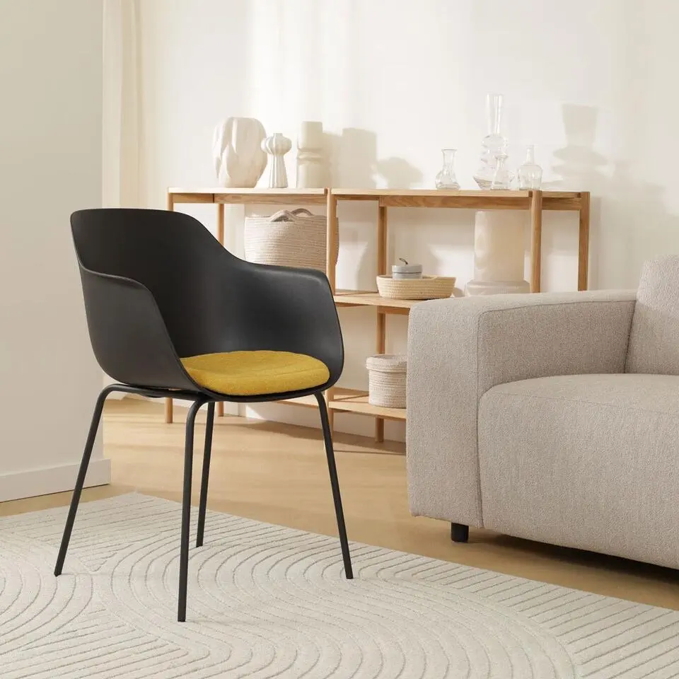 Nolon Nora-Liz Eetkamerstoel Zwart - Okergeel Kussen - Zwarte Poten