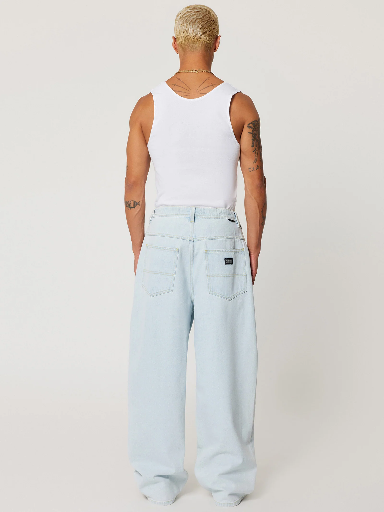 A6 Big Baggy Dwight