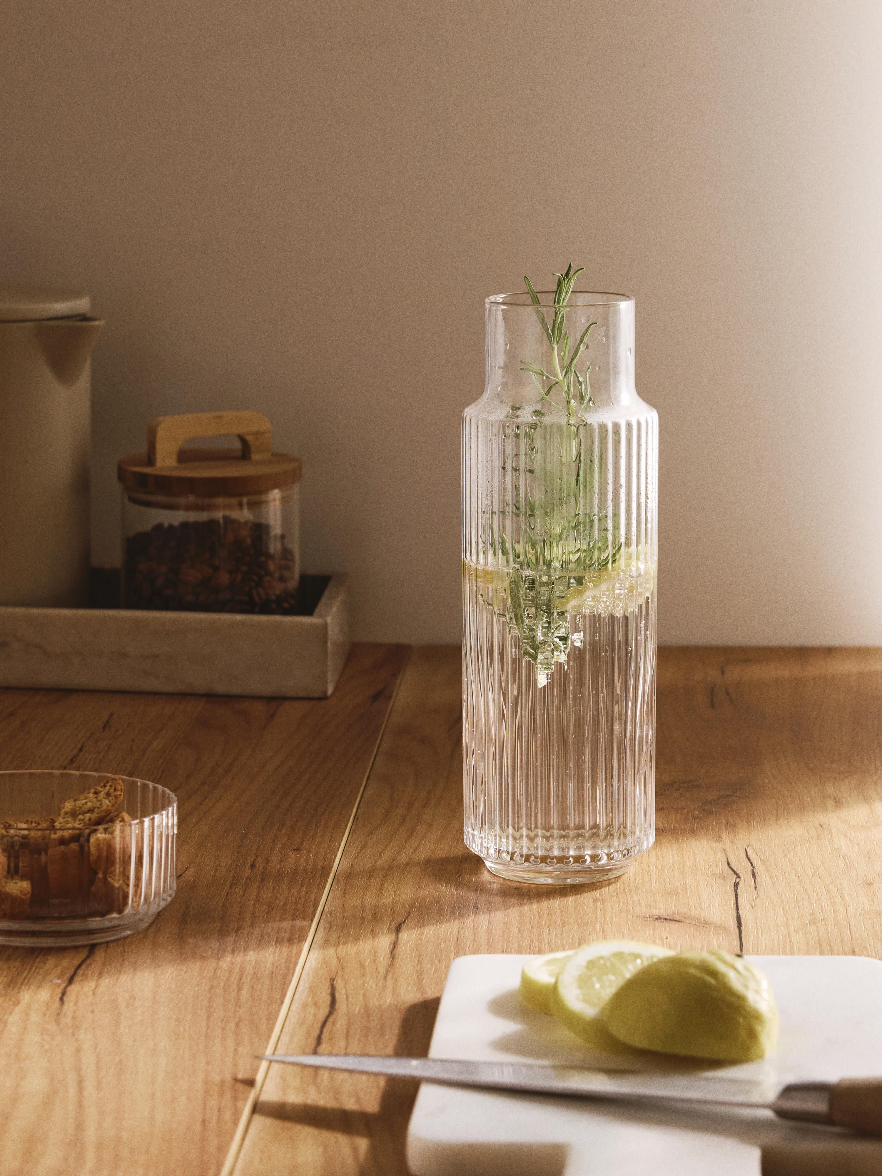 Mundgeblasene Karaffe Aleo, 1 L