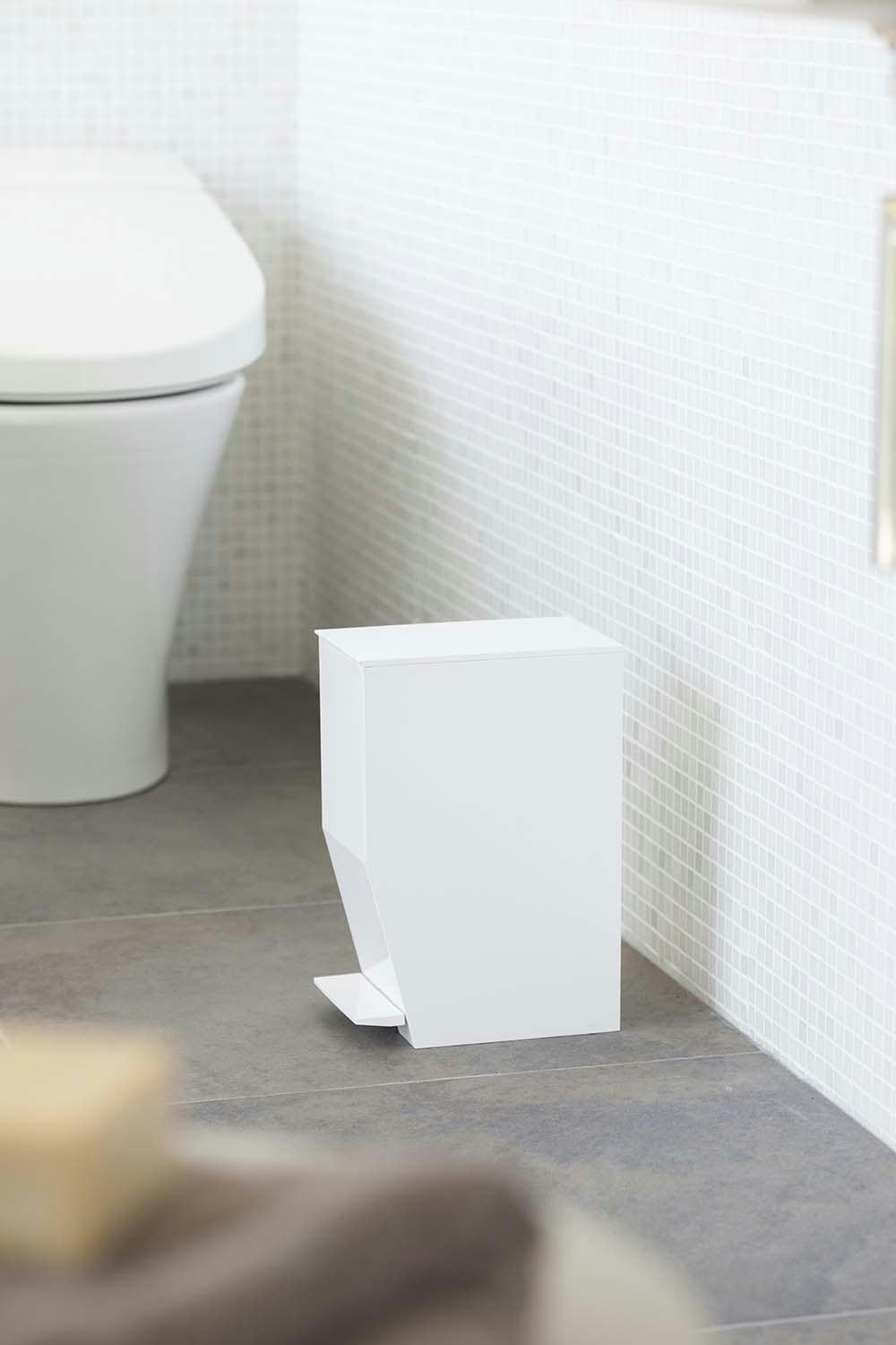 - Poubelle de salle de bains moderne tower