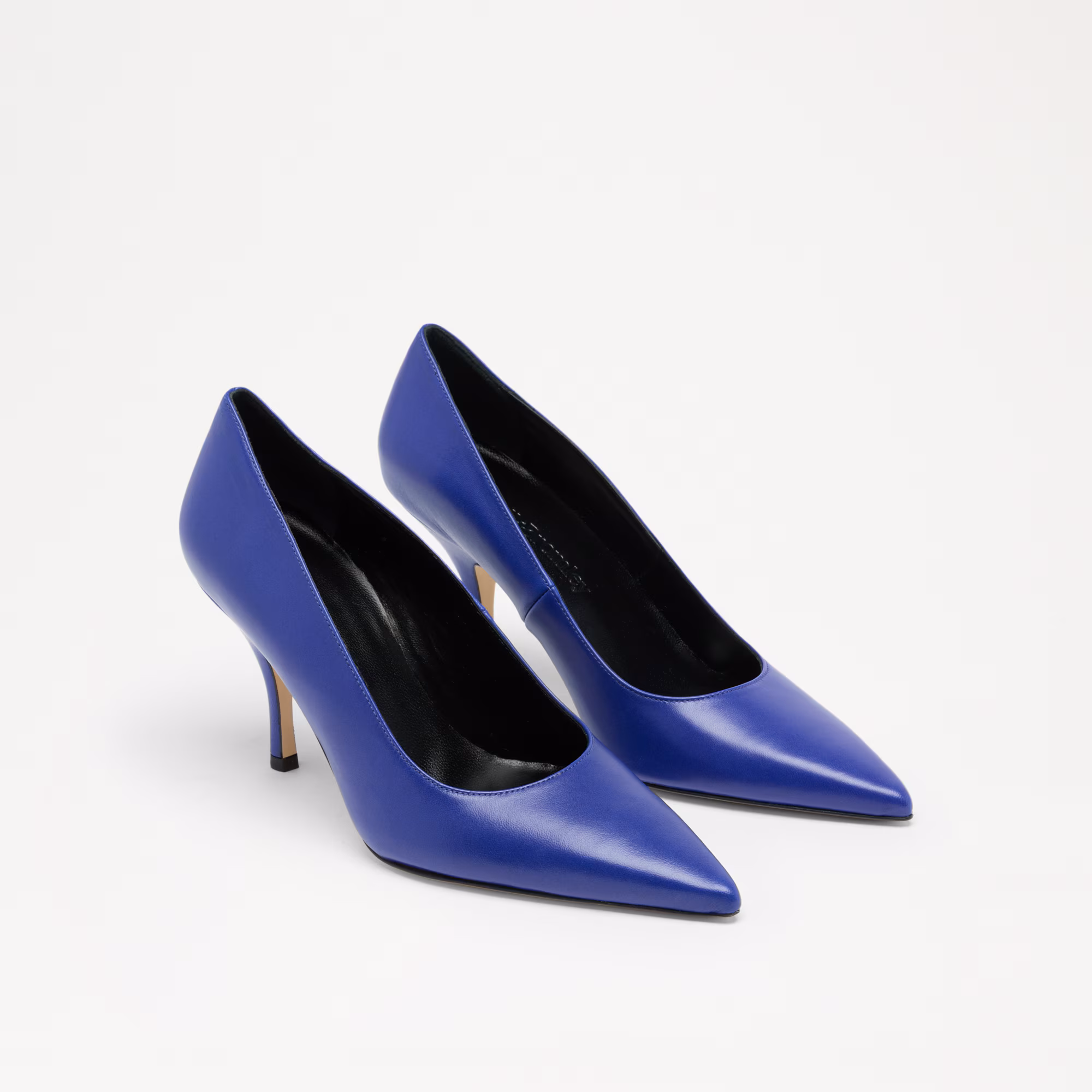 Hillcliffe Court High<br>High Heeled Court