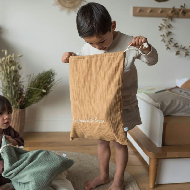 - Pochon en double gaze de coton camel