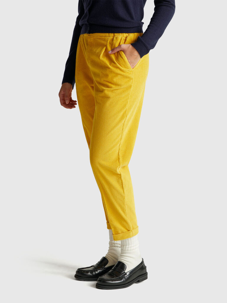 Chinos in velvet with stretch waist