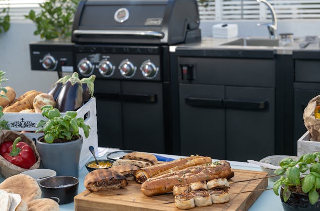 Coleman Revolution&trade; 4 Burner with Wok Burner - Black Matte (COLREV4BMA)