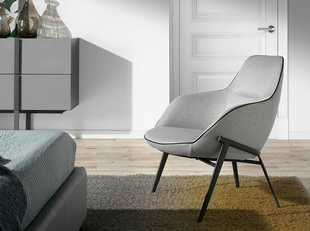 - Fauteuil Confident en tissu gris