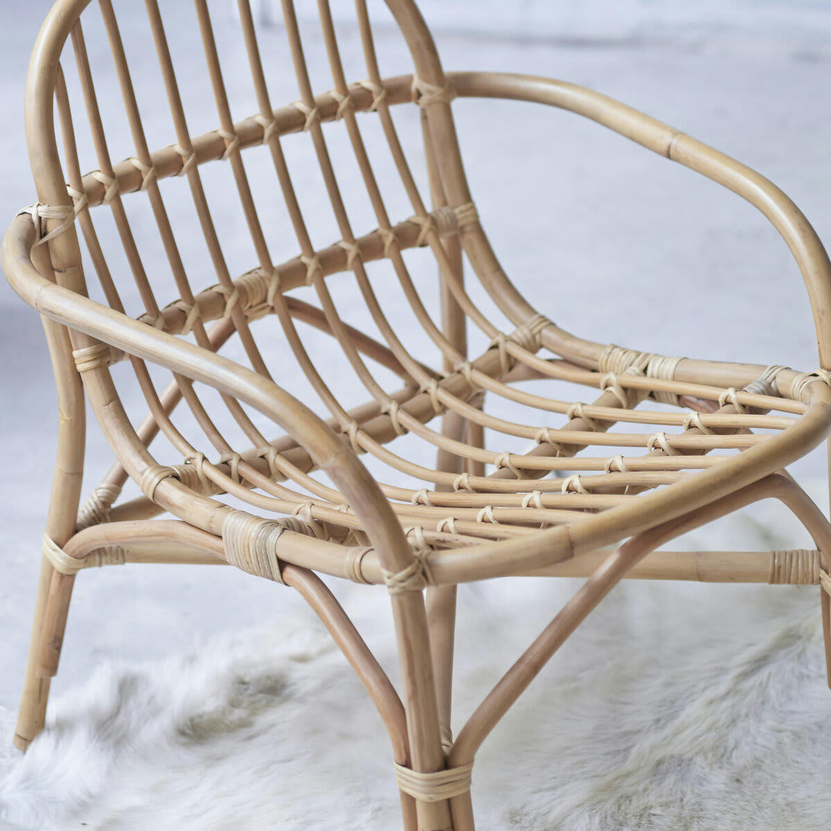 MINA - Fauteuil en rotin