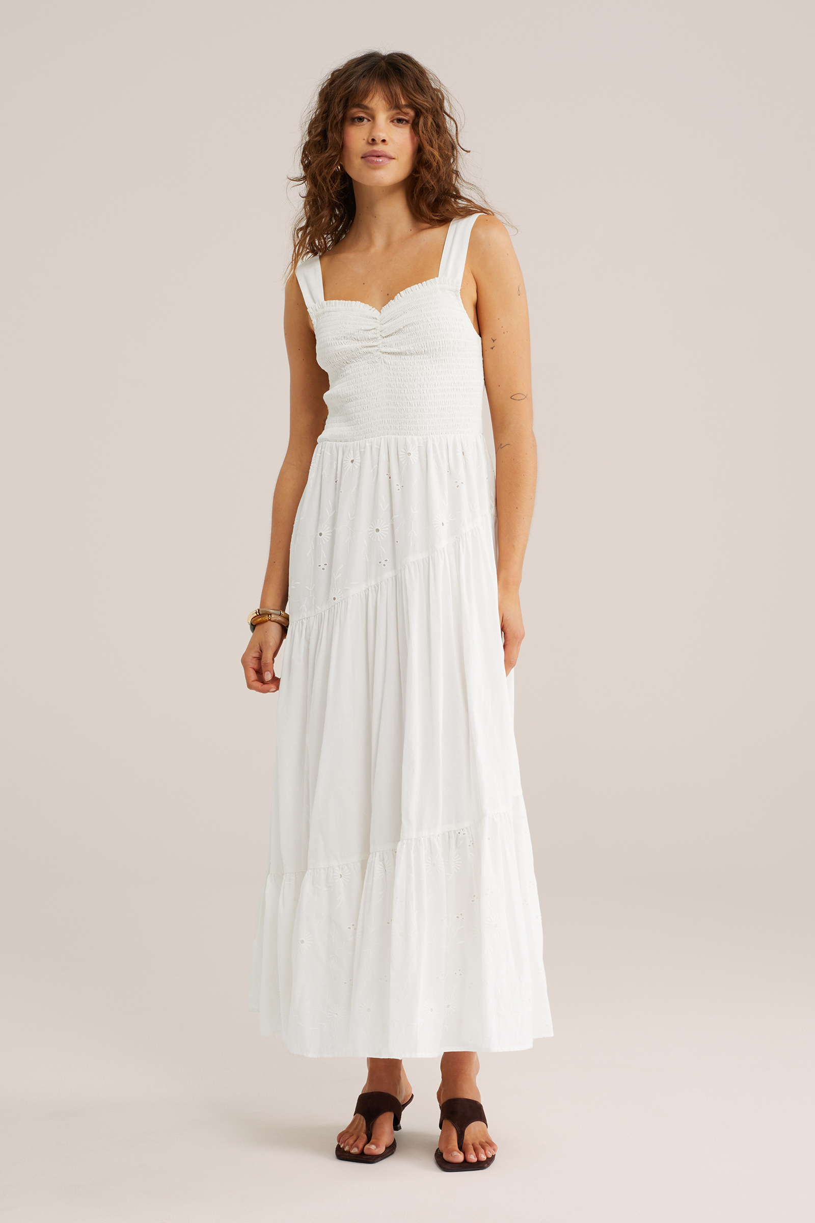 Dames maxi jurk met embroideries