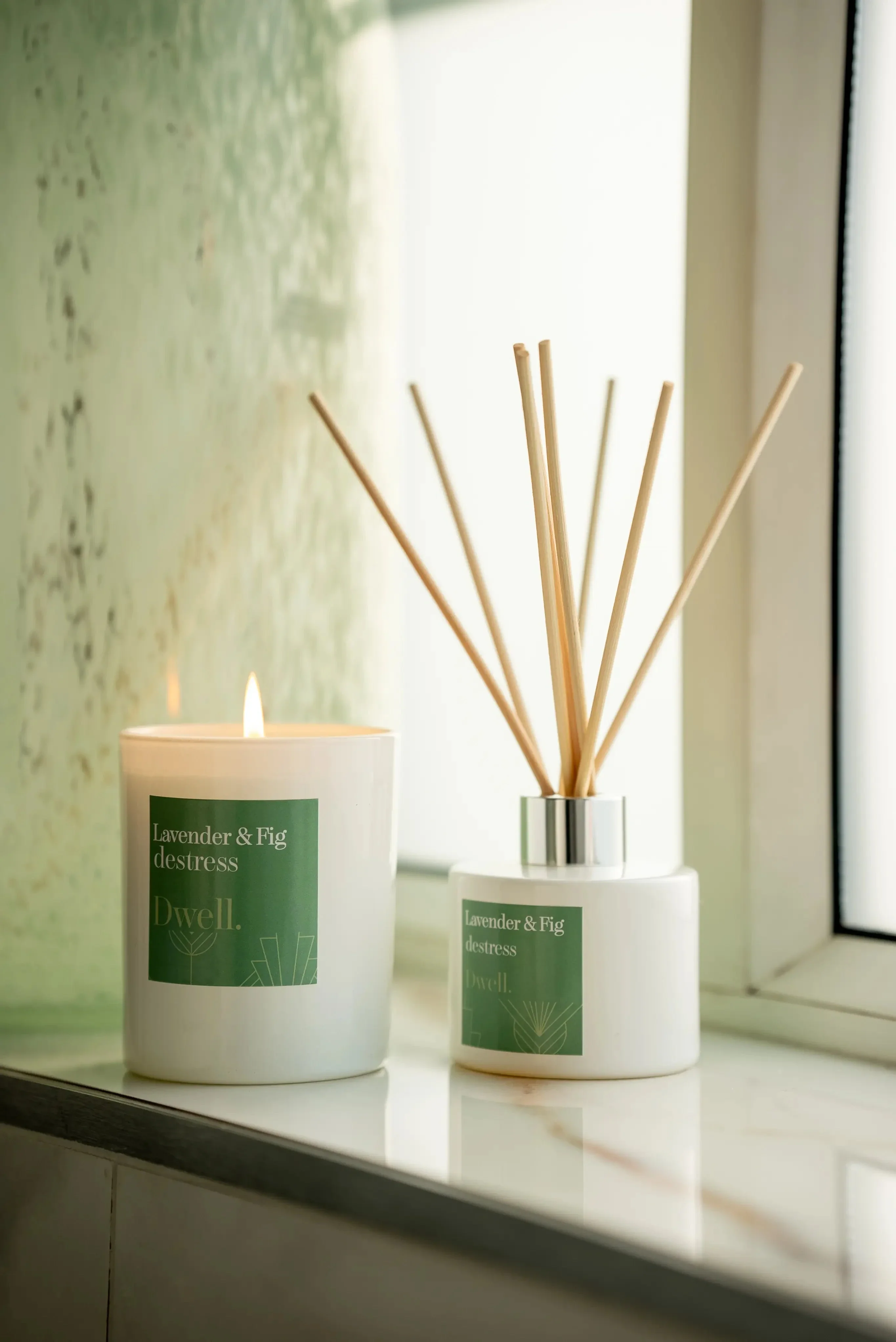 Destress Lavender & Fig Dwell Candle