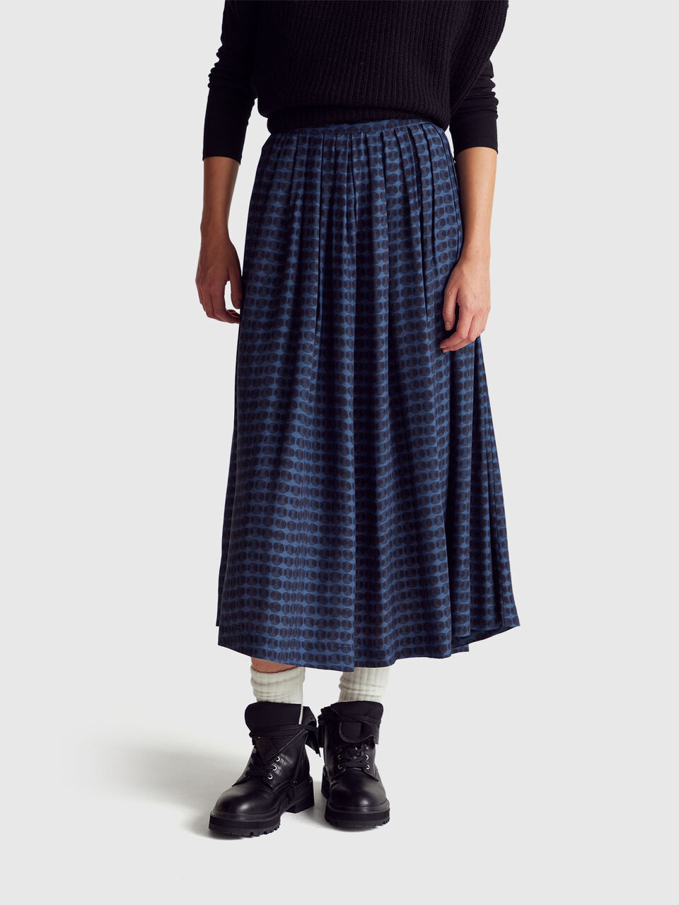 Skirt with graphic print