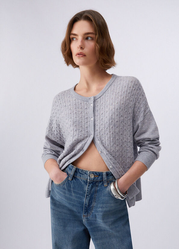 Cardigan in lana a trecce