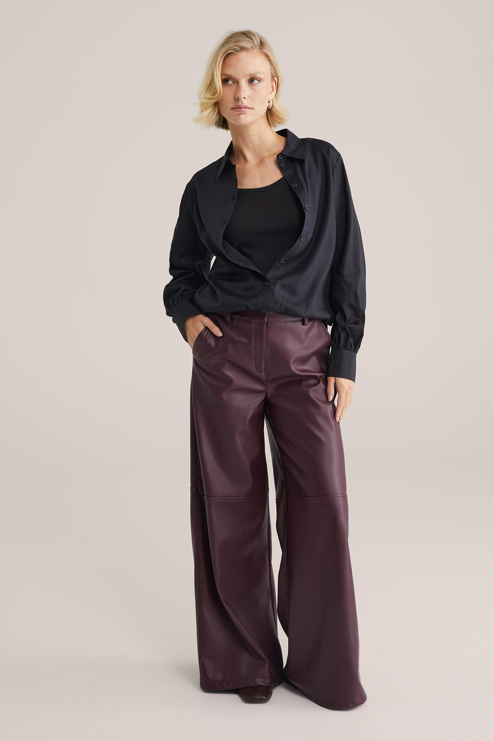 Dames overhemdblouse met ge茂ntegreerd singlet