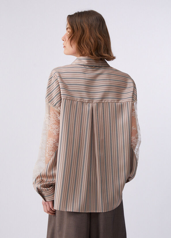 Camicia a righe con dettagli in pizzo