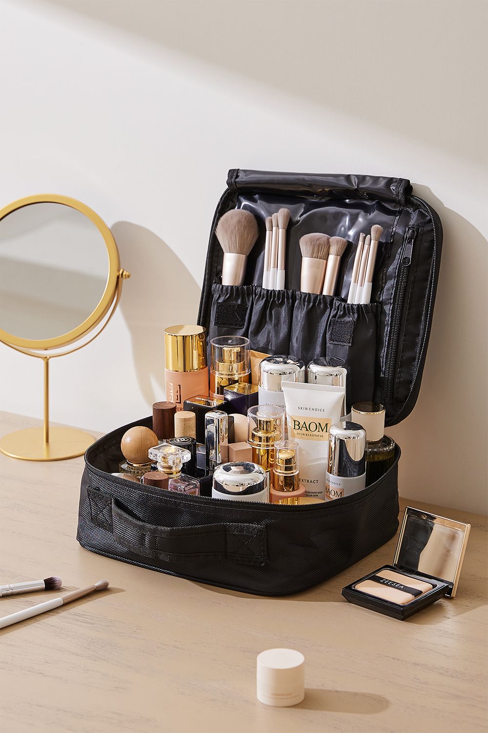 Living and Home Portable Travel Waterproof Makeup Bag Large Toiletry Bag For Dormitory & Bedroom Vanity Case