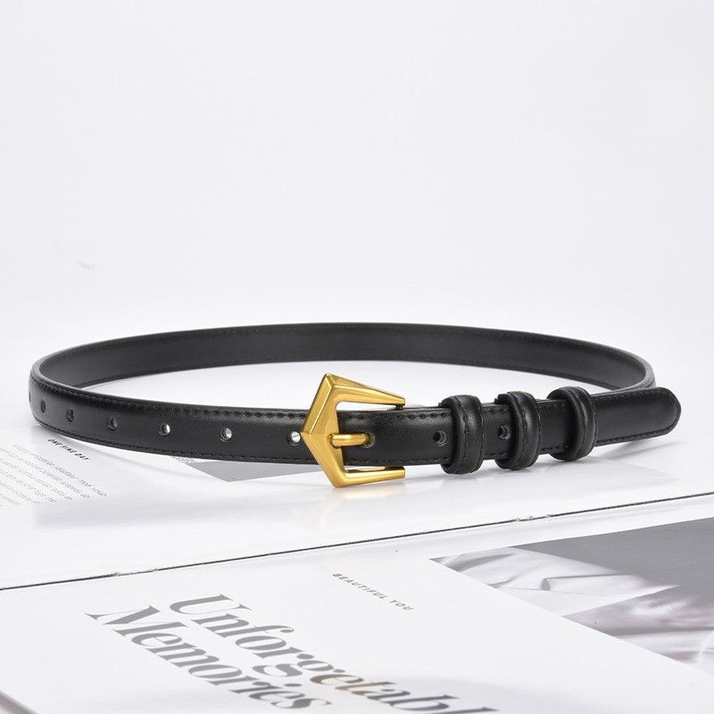 PEACH ACCESSORIES Sleek Belt with Gold Tone Buckle