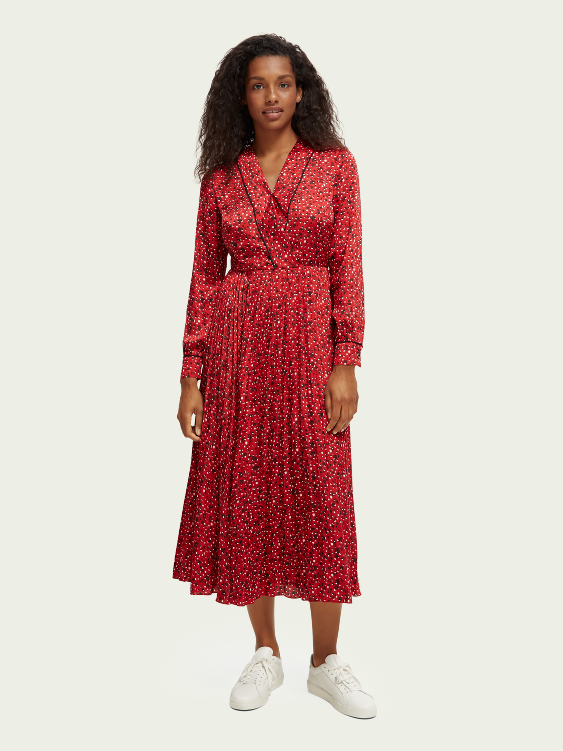 Long-Sleeved Pleated Midi Dress