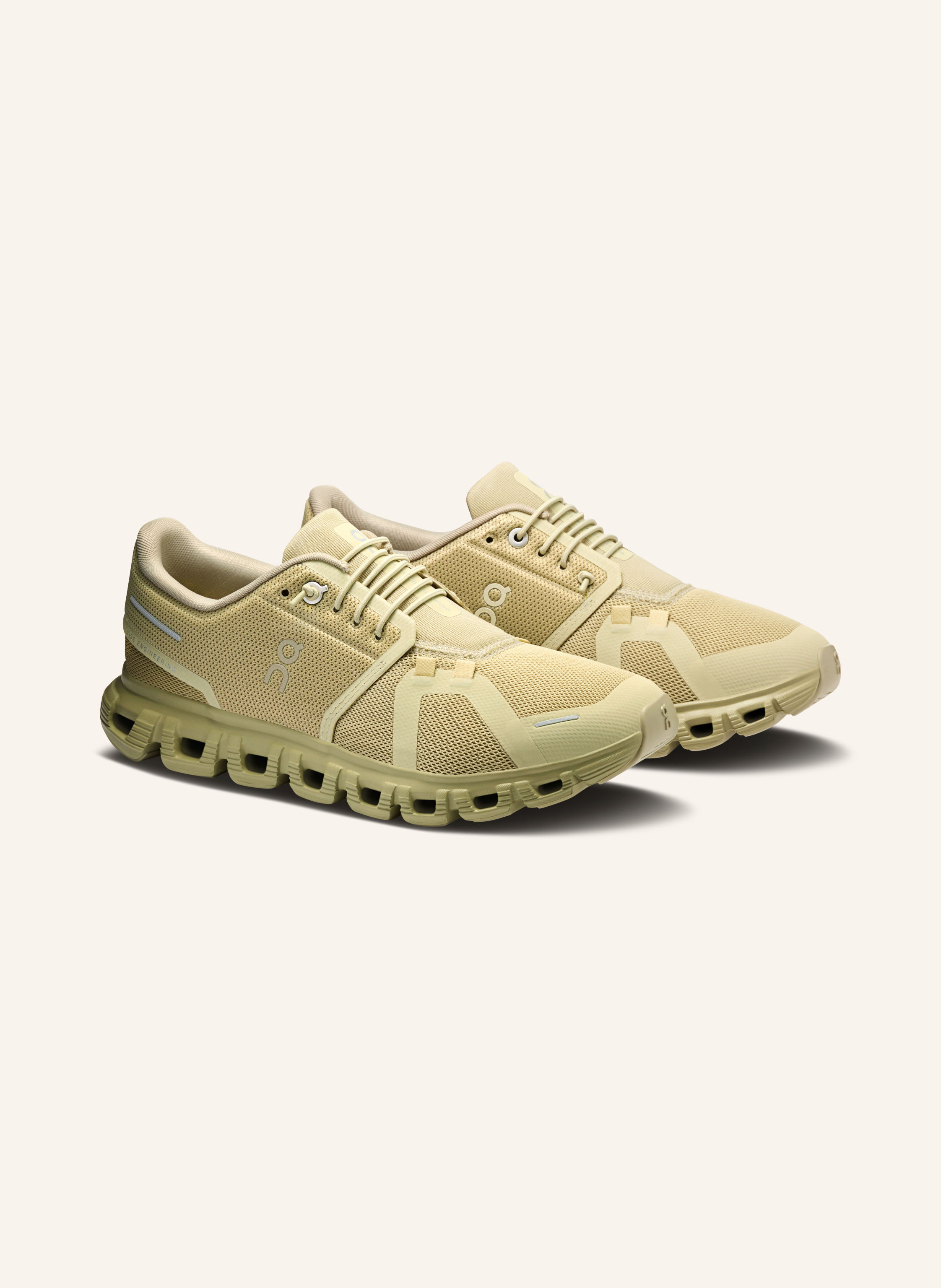 On Sneaker CLOUD 6