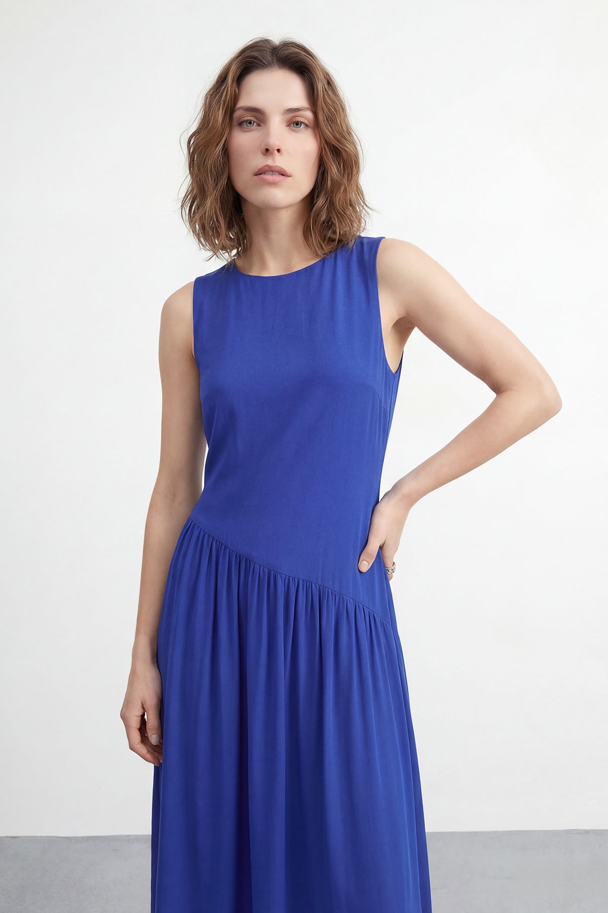 Warehouse Petite Plain Dropped Waist Chiffon Tiered Maxi Dress