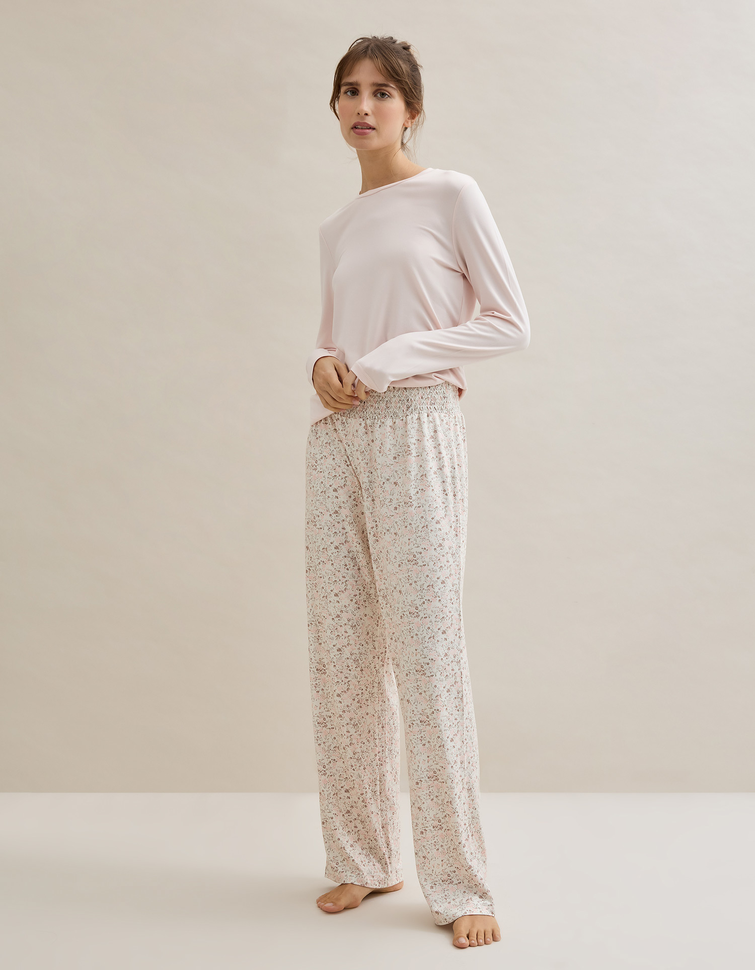 Pijama Flores, Mulher, Rosa Claro