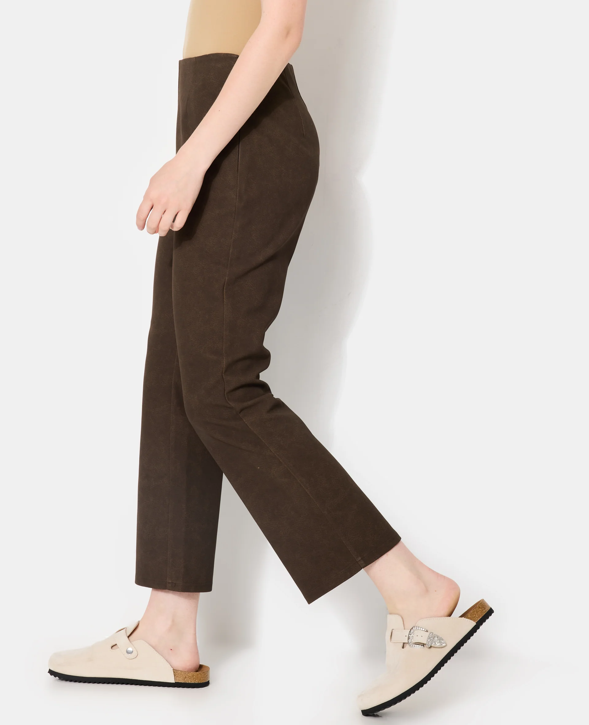 Pantalon 7/8ème en suédine