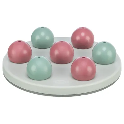 Trixie Cat Activity Strategy Game Solitaire