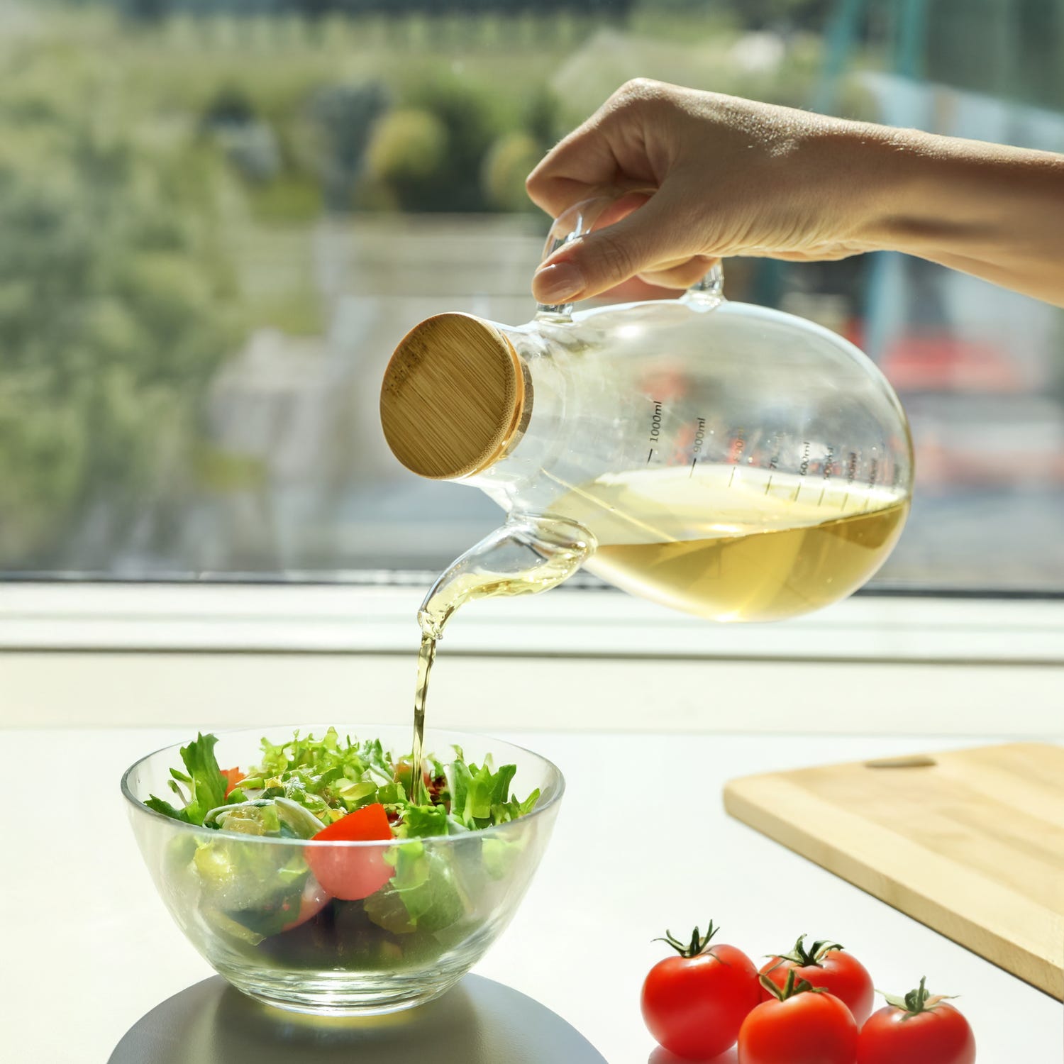 Oliera 1 L in vetro borosilicato e tappo in bambù