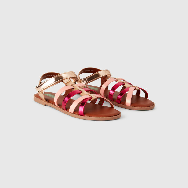 Glossy flat sandals