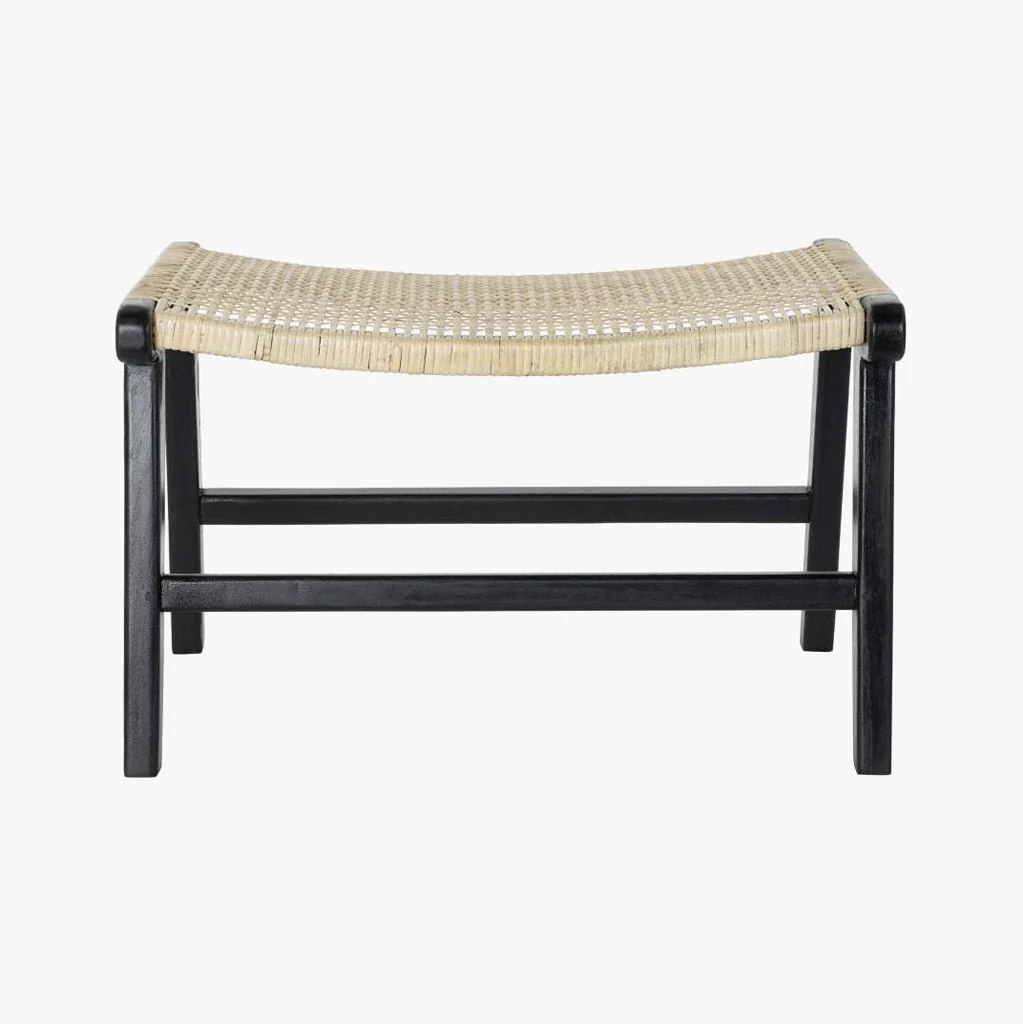 Banco Preto de Madeira e Rattan 65x47x40cm VEREDA