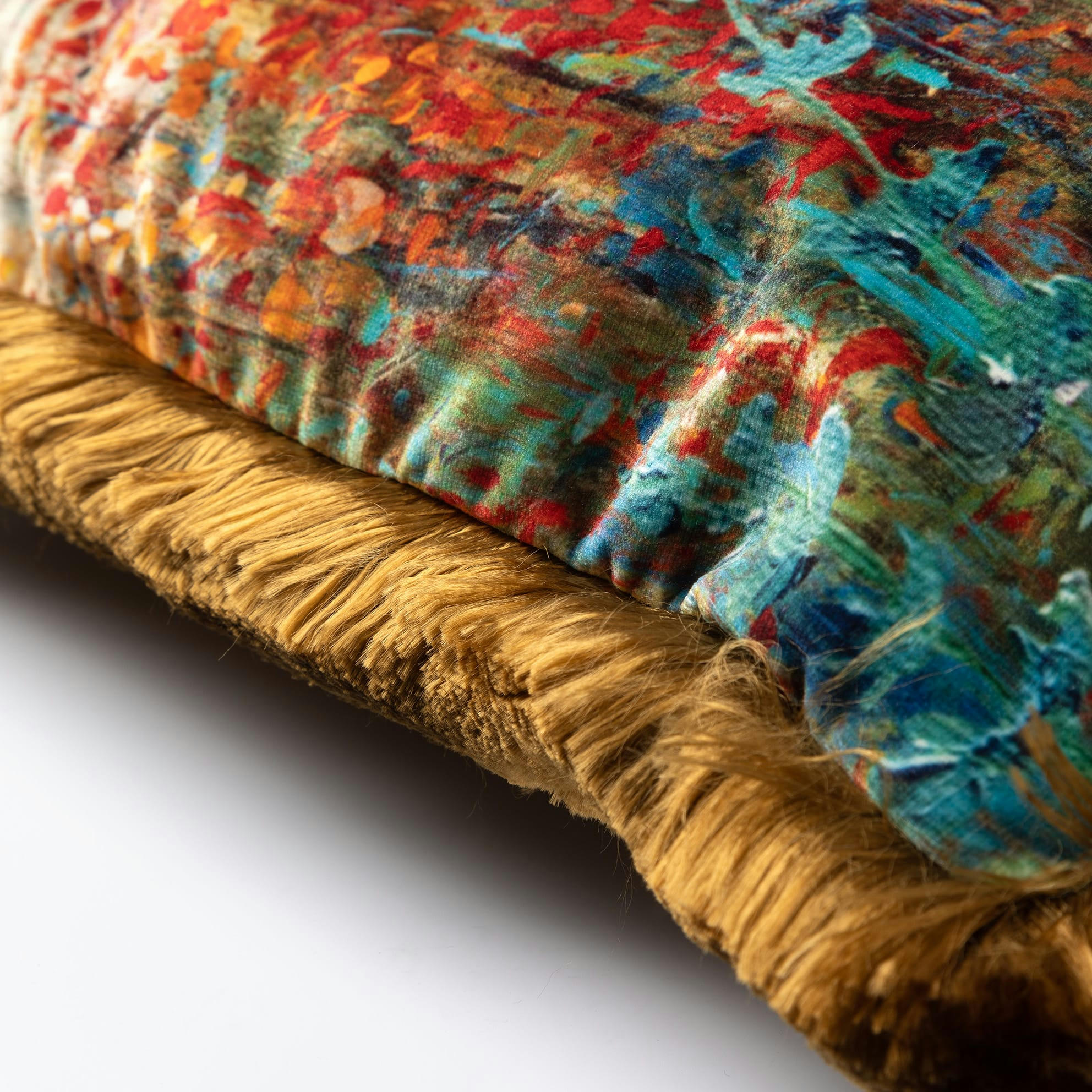 Valentina - Coussin marron en velours 45x45 cm avec motif fleuri