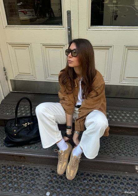 Taupe suède sneakers