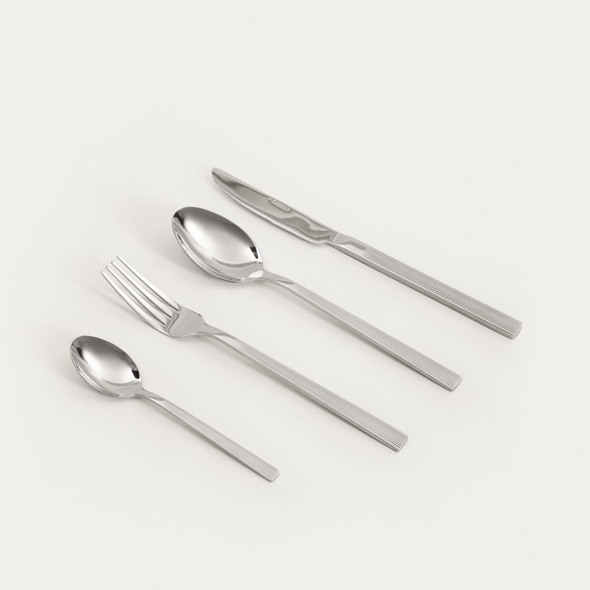 Zestaw sztućców STRIDE ryflowanych srebrnych 16 szt.