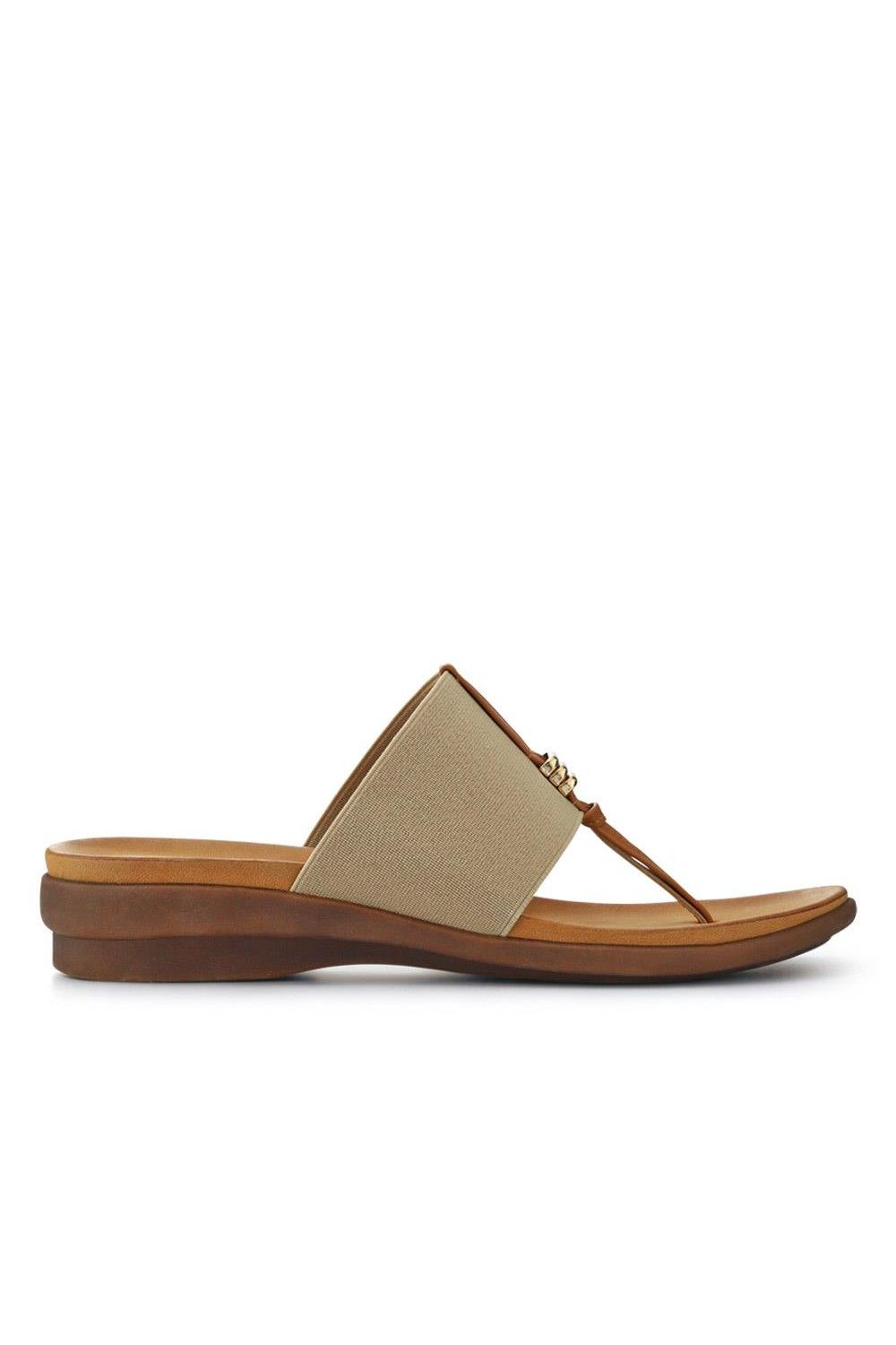 Pavers Flexible Toe Post Sandals