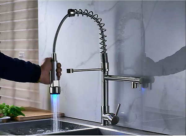Mitigeur Cuisine Masterchef LED, Inox Brossé, Douchette, Ressort