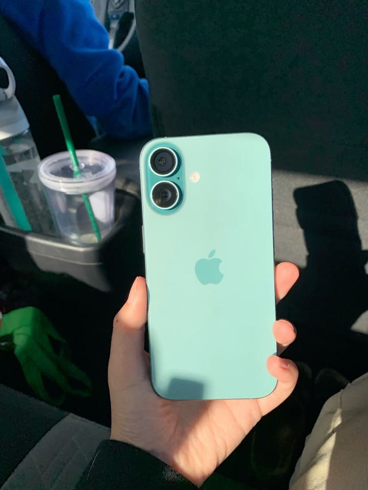 New Teal iPhone 16 256GB