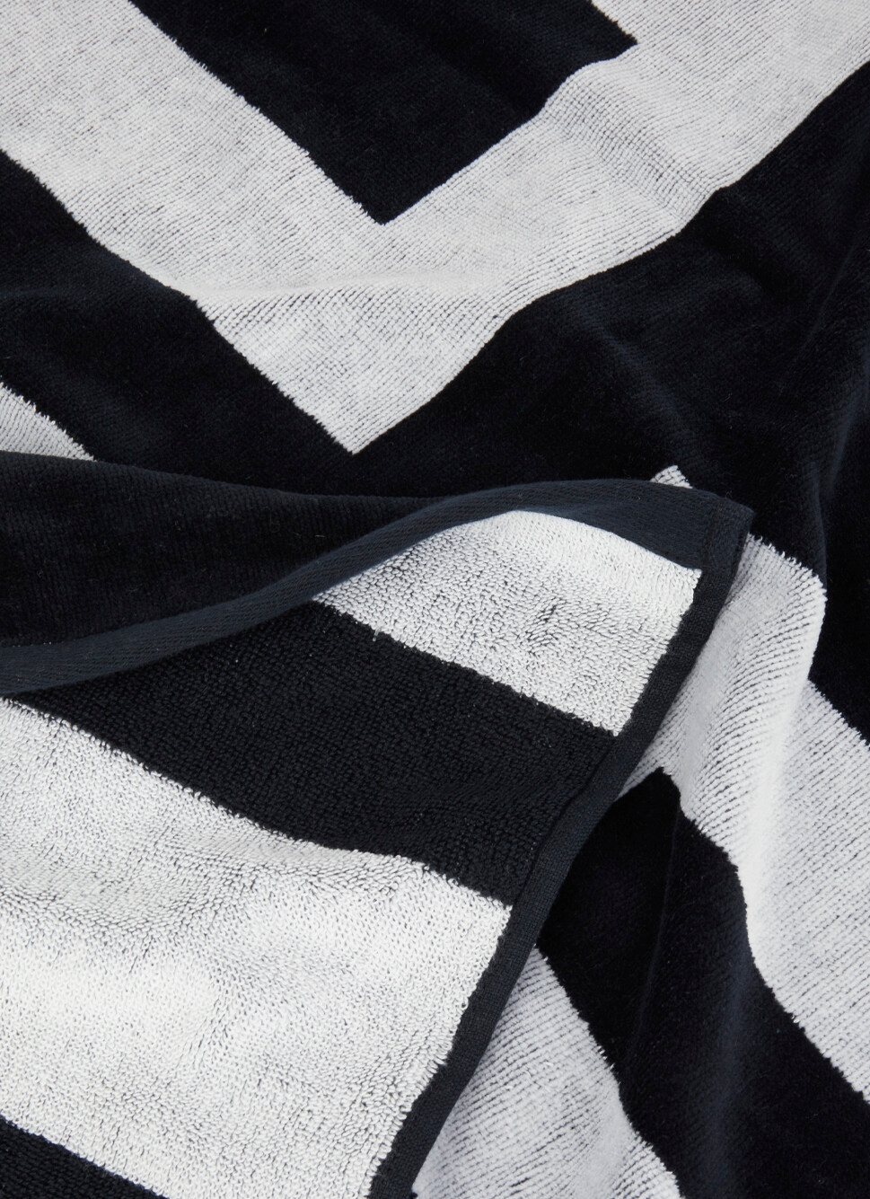 SERVIETTE DE TOILETTE NOIR/BLANC