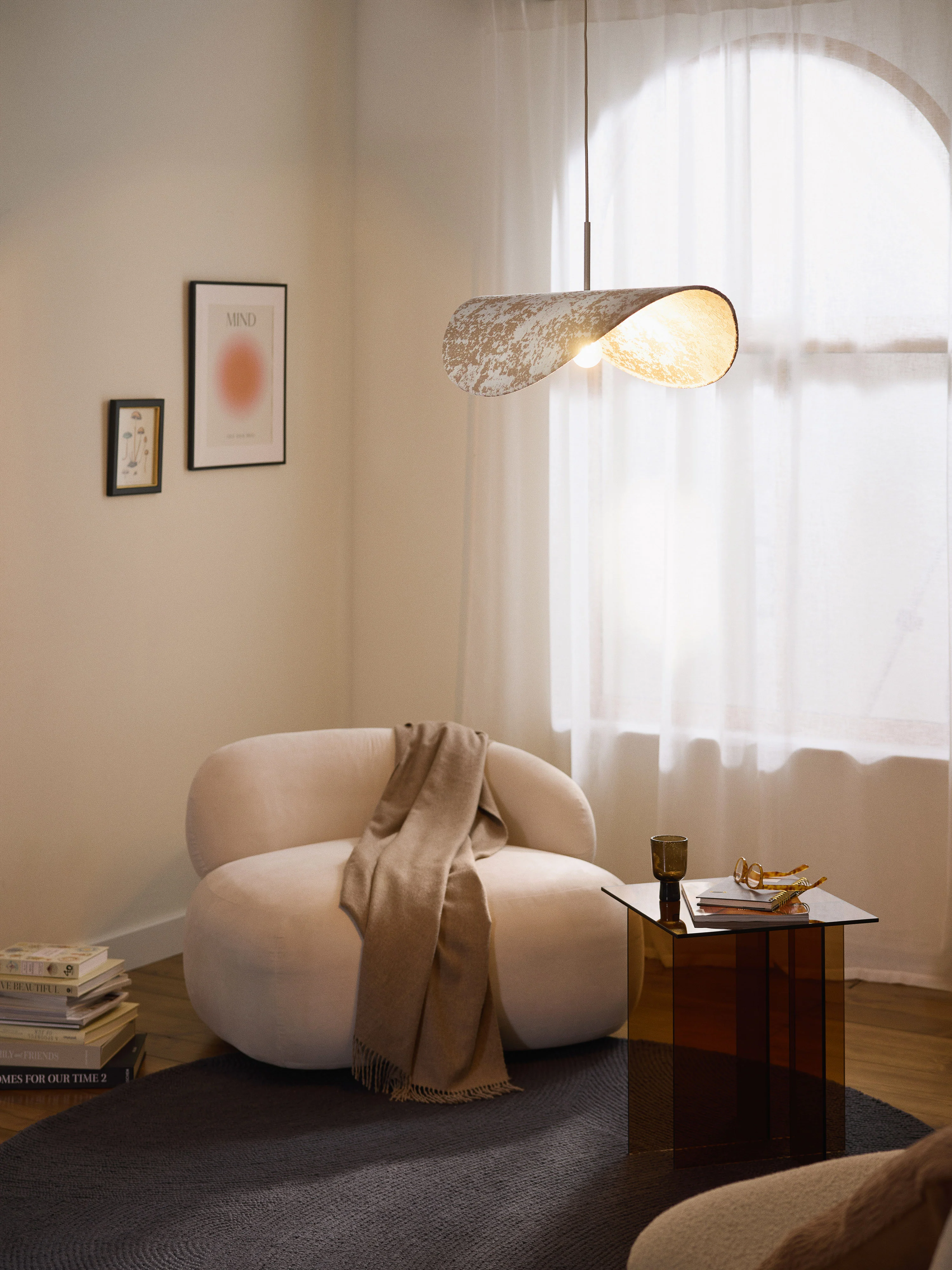Große Design-Pendelleuchte Kenzie