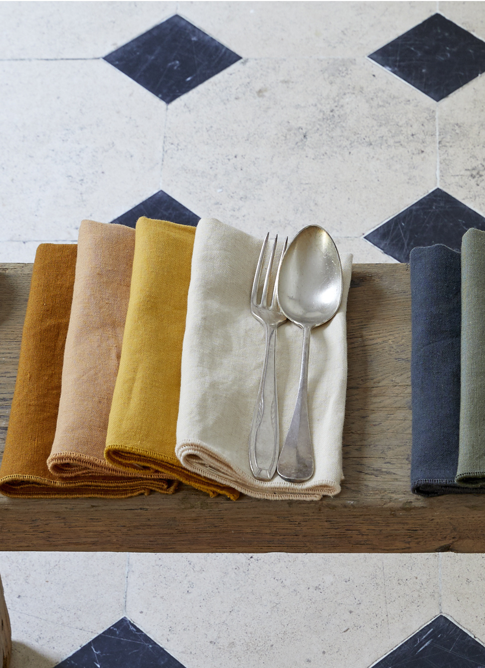 SERVIETTE DE TABLE EN COTON ET LIN BOURDON COLORÉ LICHEN