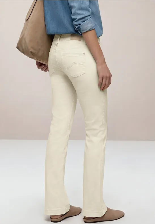 High Waist Bootcut Jeans im Slim Fit