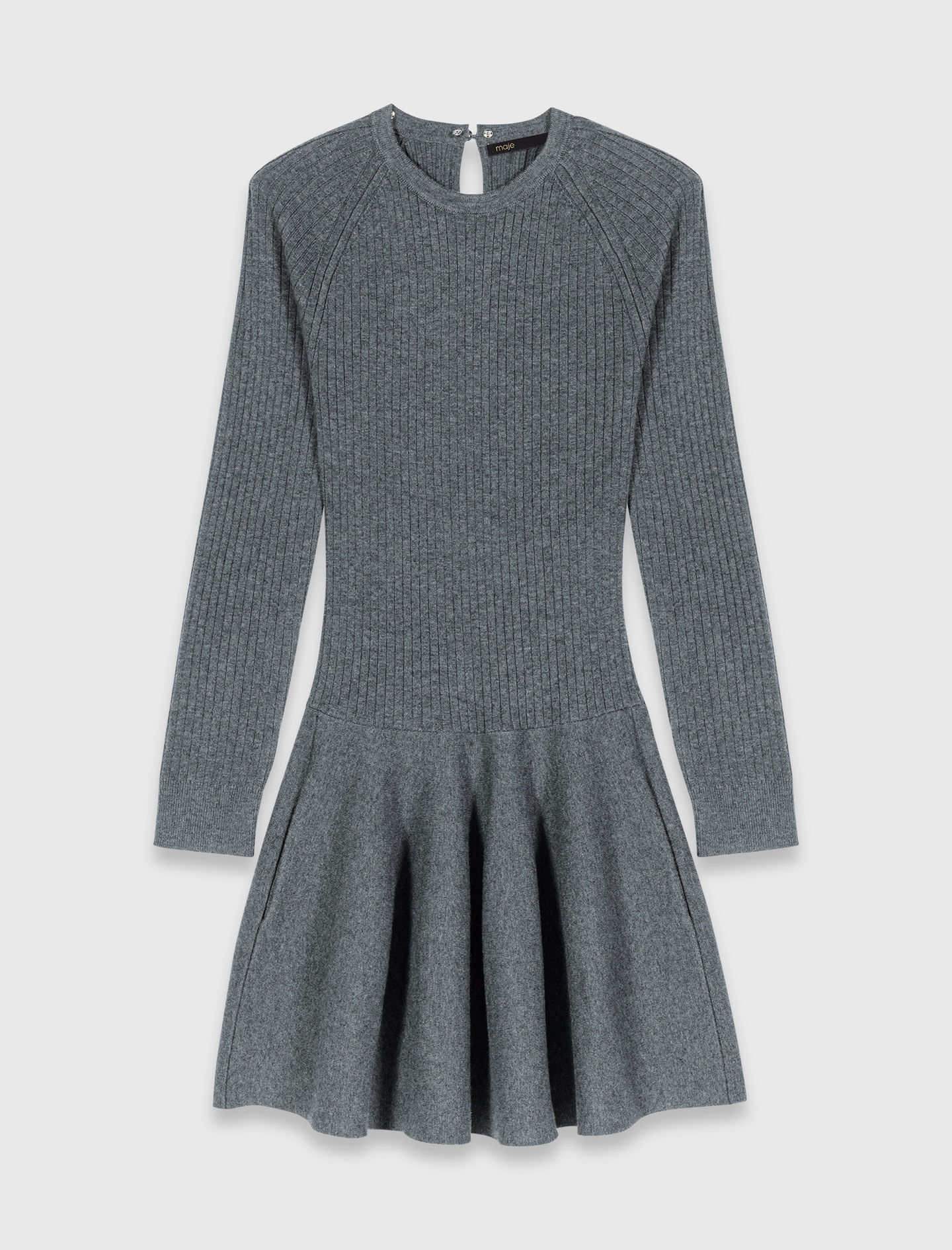Robe courte en maille à col perlé