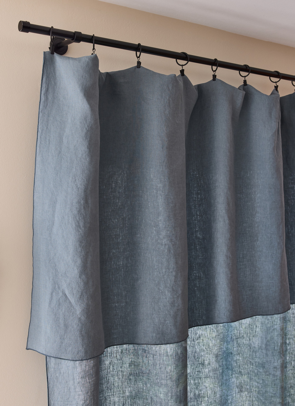 RIDEAU EN LIN LAVÉ BOURDON BLEU
