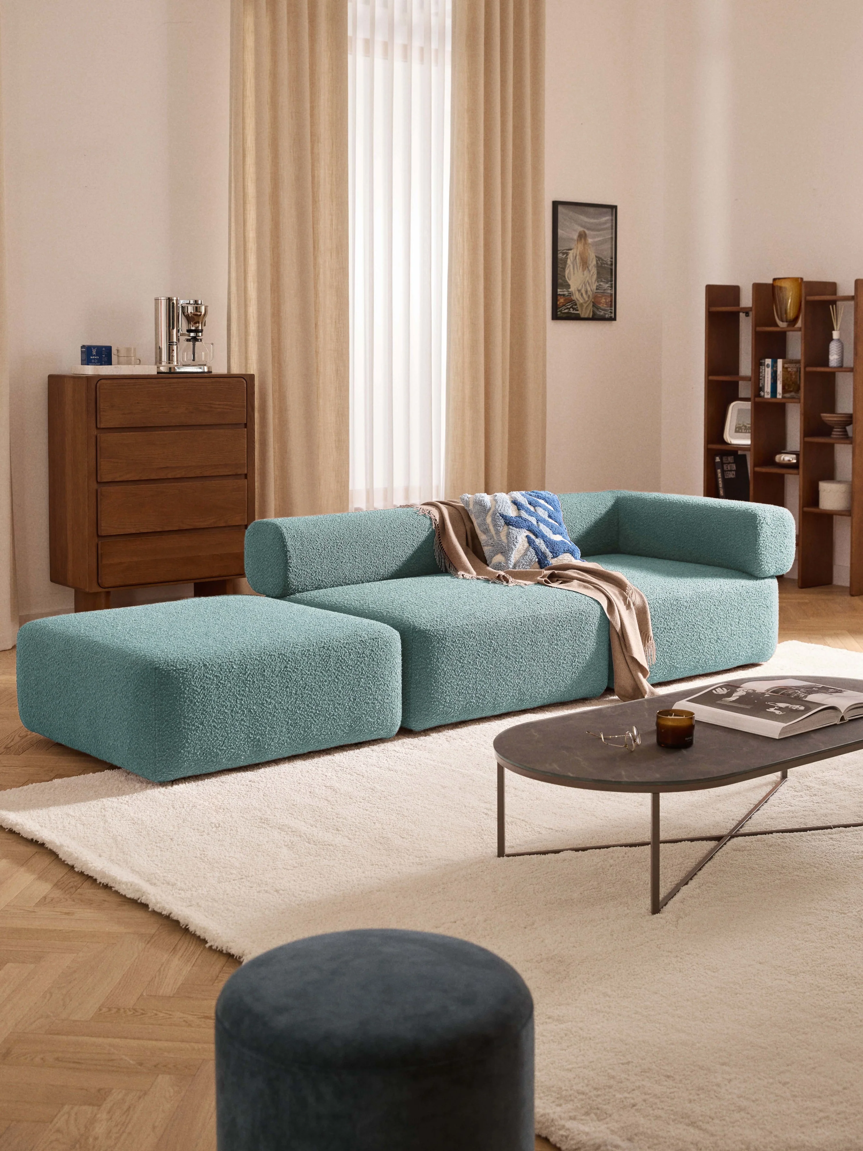 Bouclé-Sofa-Hocker Anton