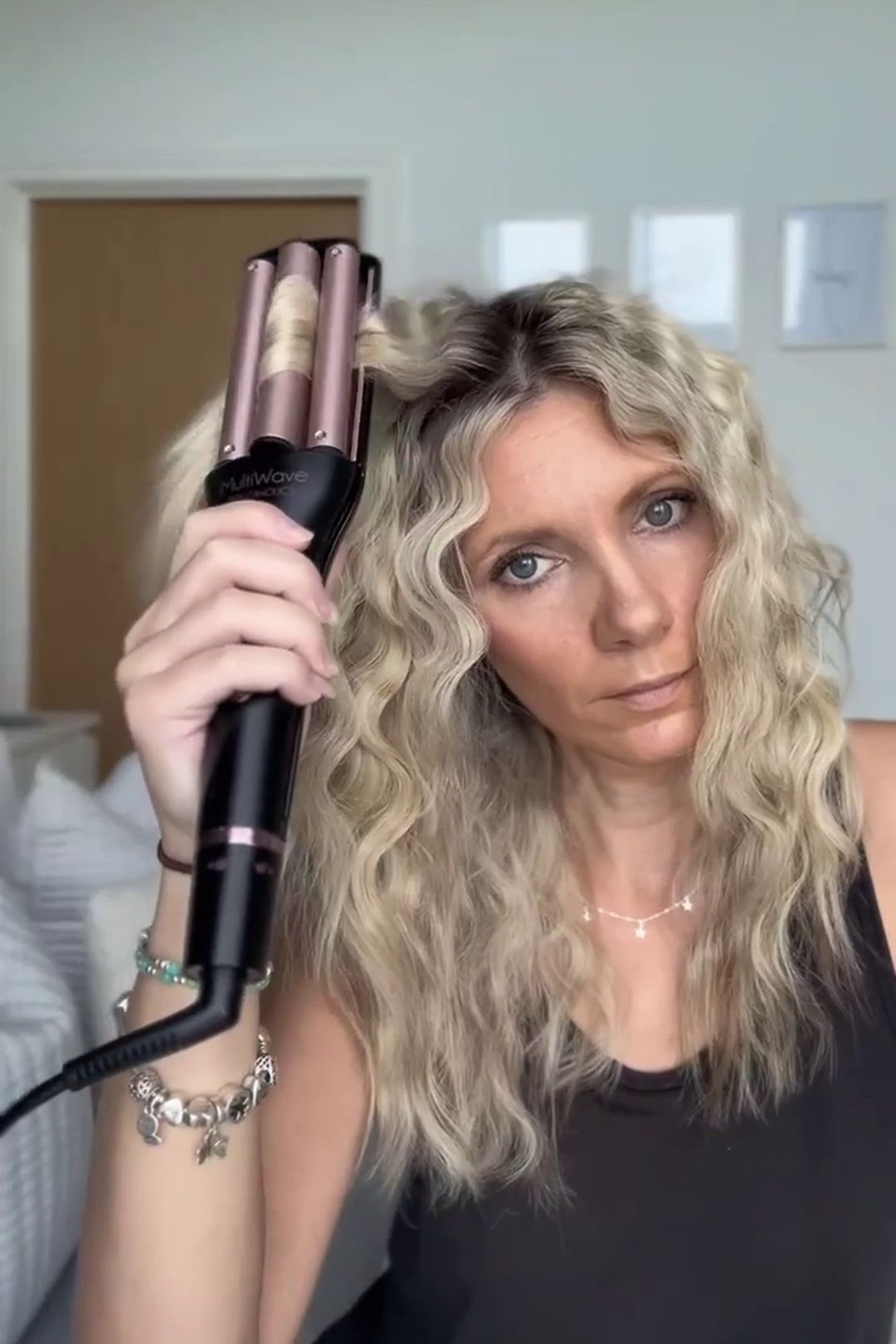 Beautaholics MultiWave Adjustable Barrel Hair Waver